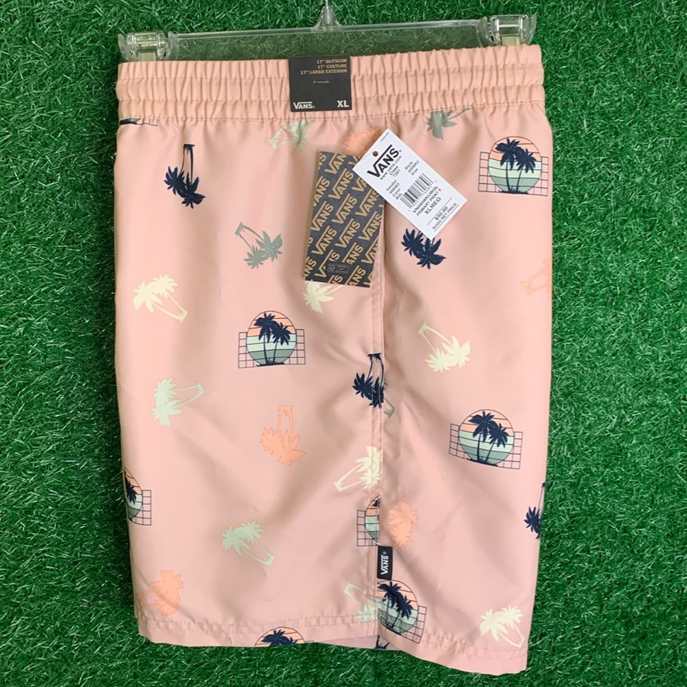 VANS - Pink Palm Tree Broad Shorts 🩳